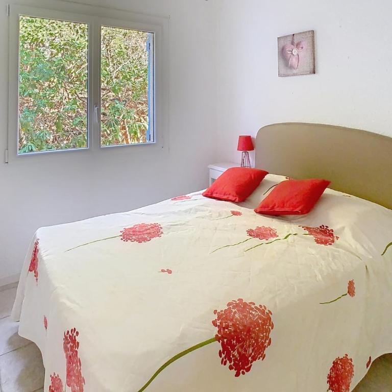 Sea view House beach on foot Côte d'Azur - Three-Bedroom House - 19