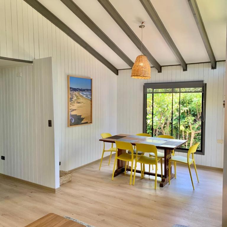 Casa a 800mts de la playa, sector iglesia , min 5 noches - Casa de 4 dormitorios - 4