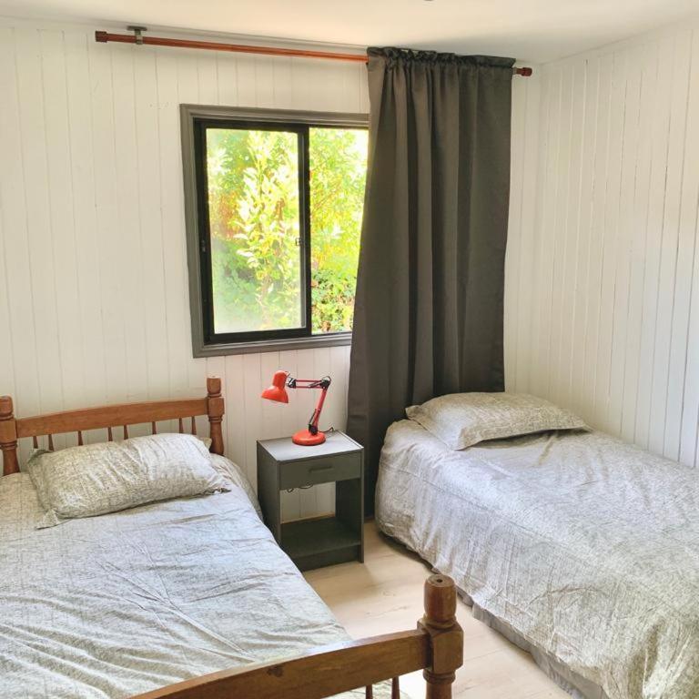 Casa a 800mts de la playa, sector iglesia , min 5 noches - Casa de 4 dormitorios - 6