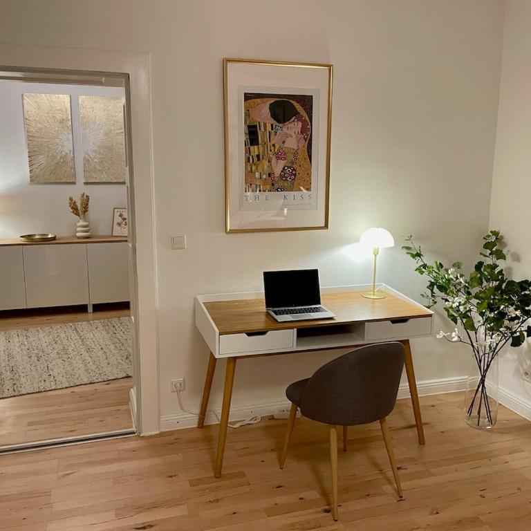 Apartment with Kitchen, Conservatory, Rain Shower - Two-Bedroom Superior Apartment - 2