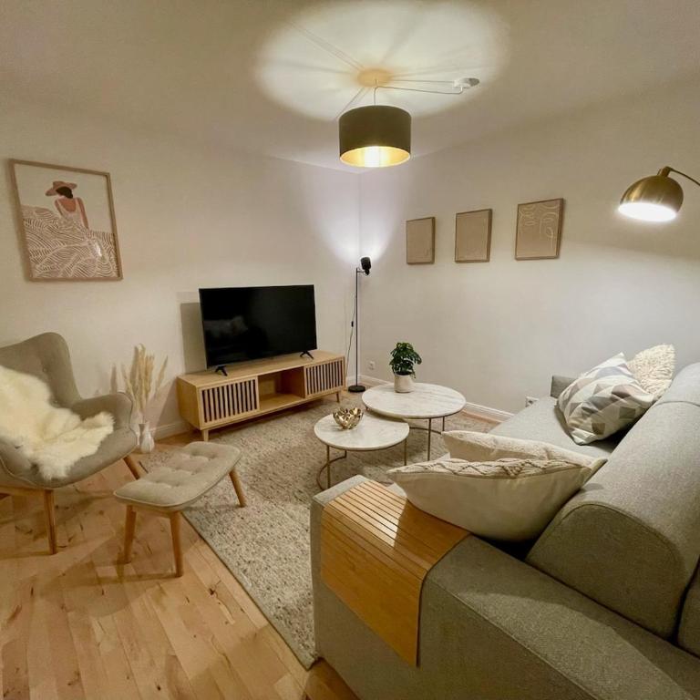 Apartment with Kitchen, Conservatory, Rain Shower - Two-Bedroom Superior Apartment - 11