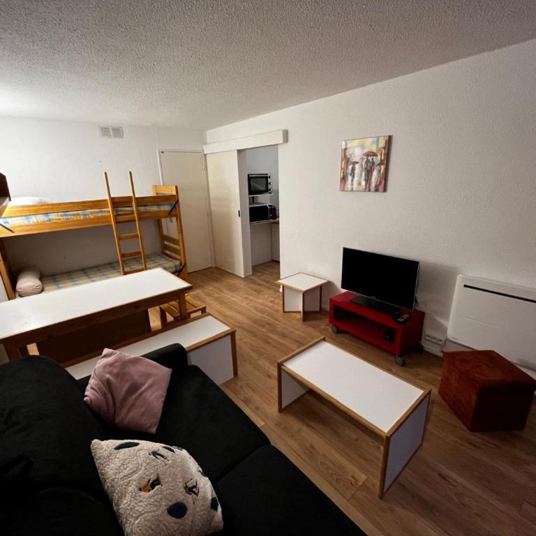 Appartement Le Corbier Lunik-Orion 5 à 6 Pers Au Domaine skiable des Sybelles - Appartement 1 Chambre avec Balcon et Vue sur les Montagnes - 7