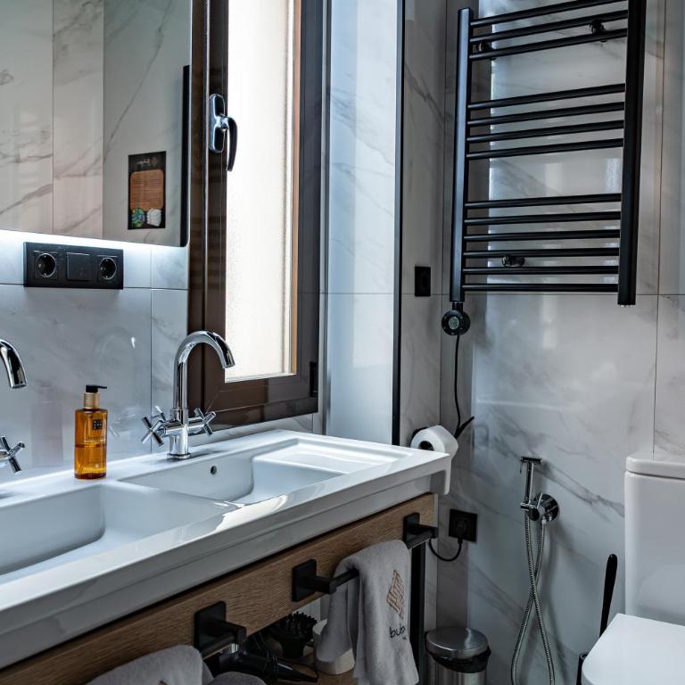 Bubaqia House - Suites Boutique - Junior Suite with Balcony - 18