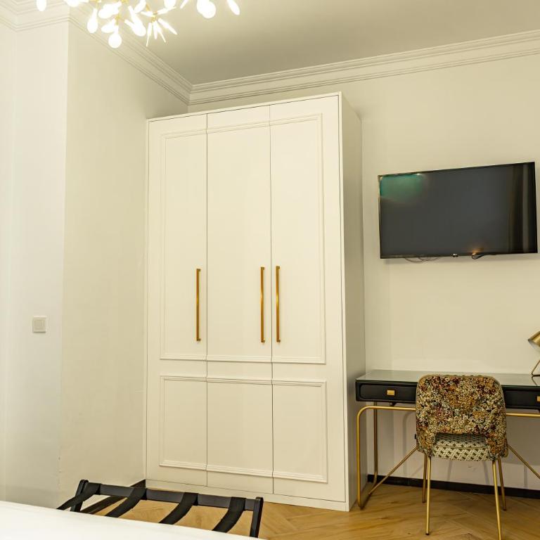 Bubaqia House - Suites Boutique - Junior Suite with Balcony - 16