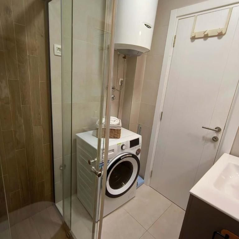 Tatjana Apartment - One-Bedroom Apartment with Balcony - 9