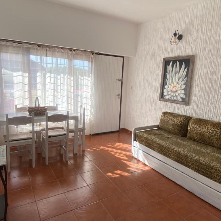 Depto Frente al mar Villa Gesell - One-Bedroom Apartment - 6