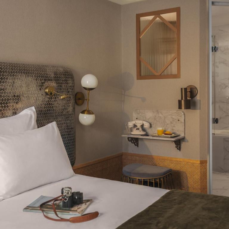 Handsome Hotel - Chambre Double Supérieure avec Baignoire - 3