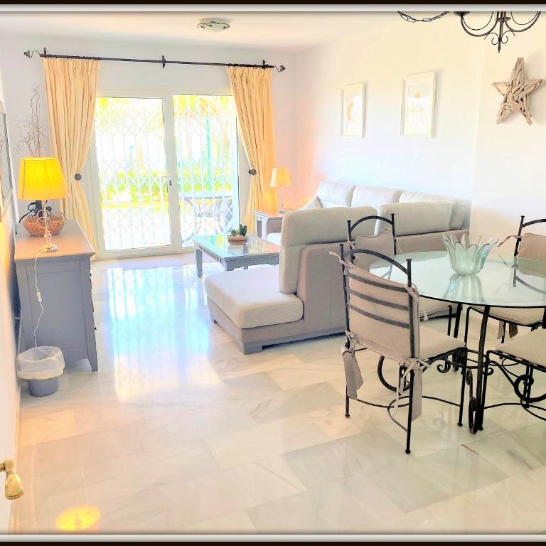 Mi Capricho, Ground Floor Apartments with private gardens - Apartamento de 2 dormitorios con terraza y vistas al mar - 19