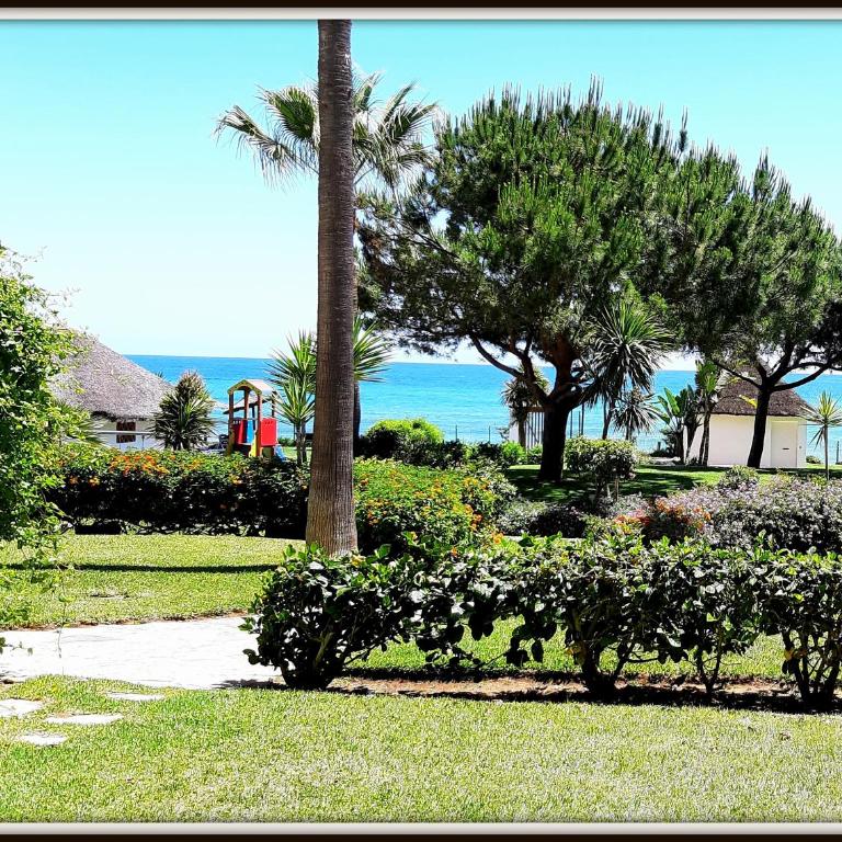 Mi Capricho, Ground Floor Apartments with private gardens - Apartamento de 2 dormitorios con terraza y vistas al mar - 23