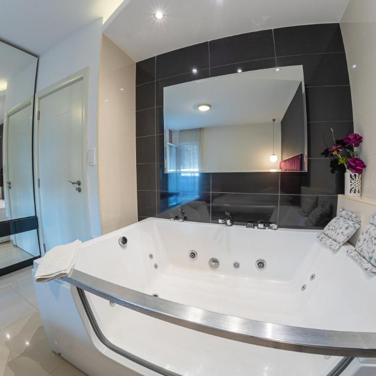 NAR Royalton Accommodation - Deluxe One-Bedroom Apartment - 7