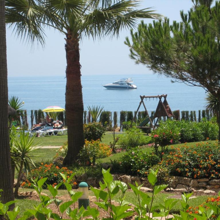 Mi Capricho, Ground Floor Apartments with private gardens - Apartamento de 2 dormitorios con terraza y vistas al mar - 2