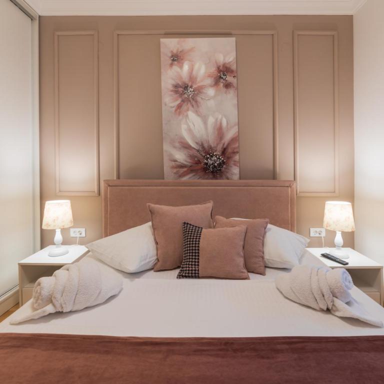 NAR Royalton Accommodation - One-Bedroom Apartment with City View - 3