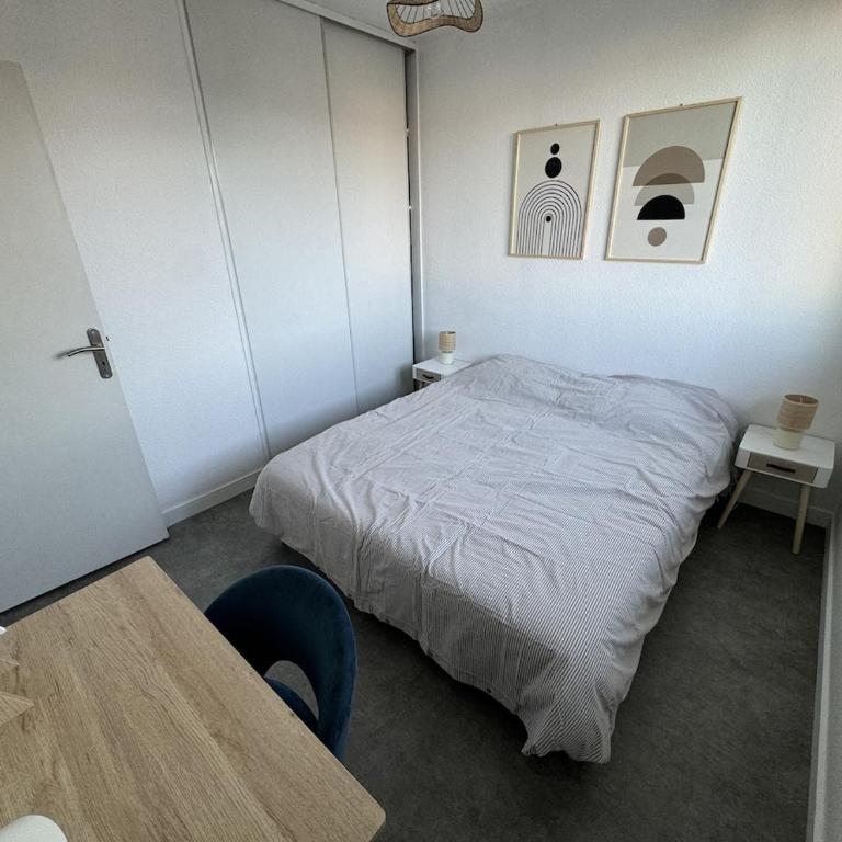 F2 neuf, centre ville, terrasse, WIFI, garage en option - Appartement - 16