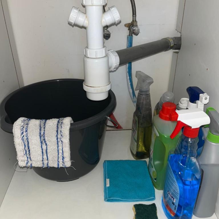 Le 9 - Joli studio neuf, tout équipé Mulhouse centre - Stationnement gratuit - Apartamento Estudio - 16