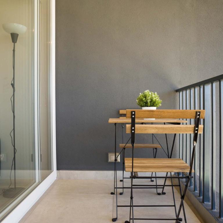 Modern 2BR Oasis in Las Condes Prime Urban Stay - Apartment - 32
