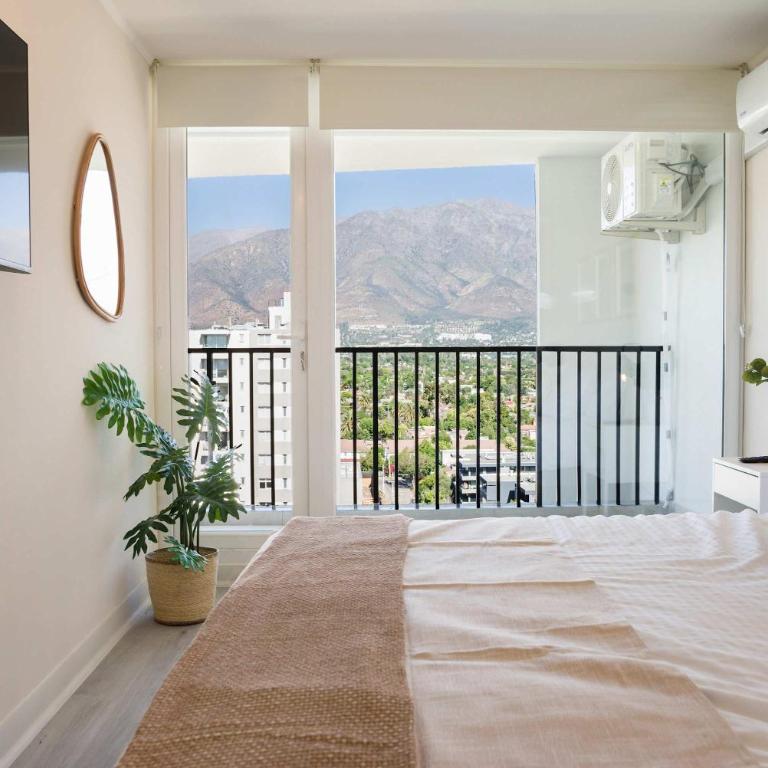 Modern 2BR Oasis in Las Condes Prime Urban Stay - Apartment - 2
