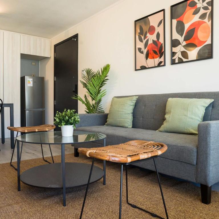 Modern 2BR Oasis in Las Condes Prime Urban Stay - Apartment - 23