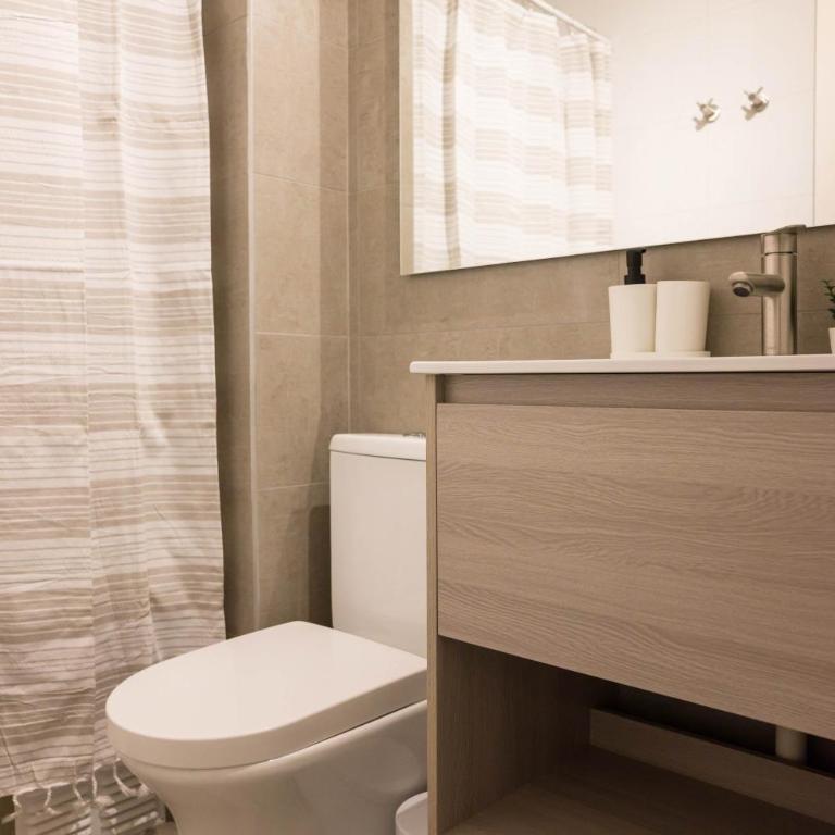 Modern 2BR Oasis in Las Condes Prime Urban Stay - Apartment - 39