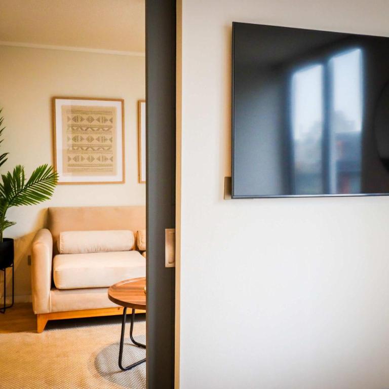HOM I MetroParqueBustamante Wifi CentroUrbano - Apartment - 18