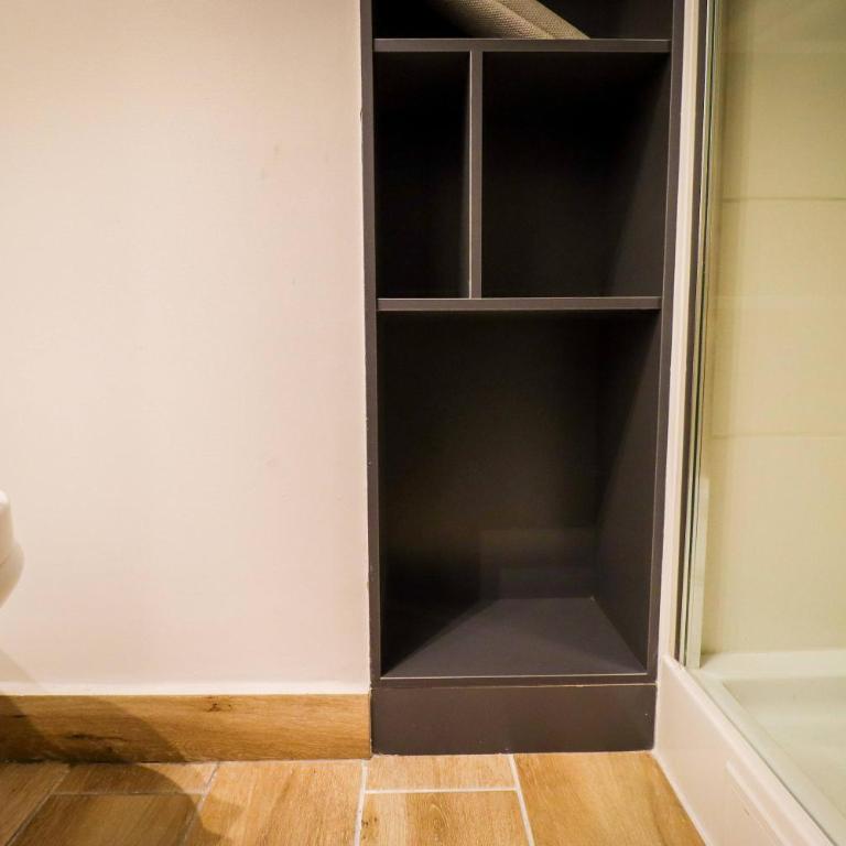 HOM I MetroParqueBustamante Wifi CentroUrbano - Apartment - 33