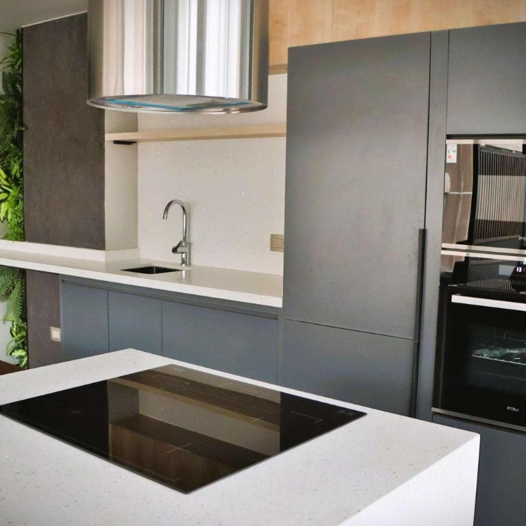 HOM I MetroParqueBustamante Wifi CentroUrbano - Apartment - 38
