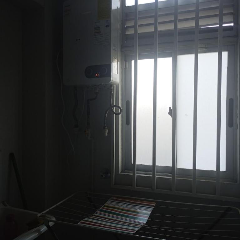 Spacious and cozy apartment, good location - Three-Bedroom Apartment - 6