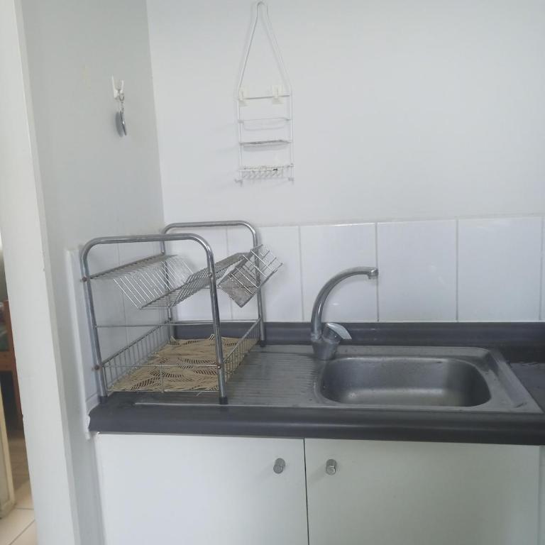 Spacious and cozy apartment, good location - Three-Bedroom Apartment - 12