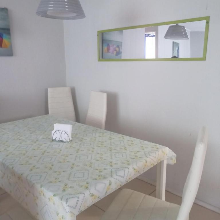 Spacious and cozy apartment, good location - Three-Bedroom Apartment - 21
