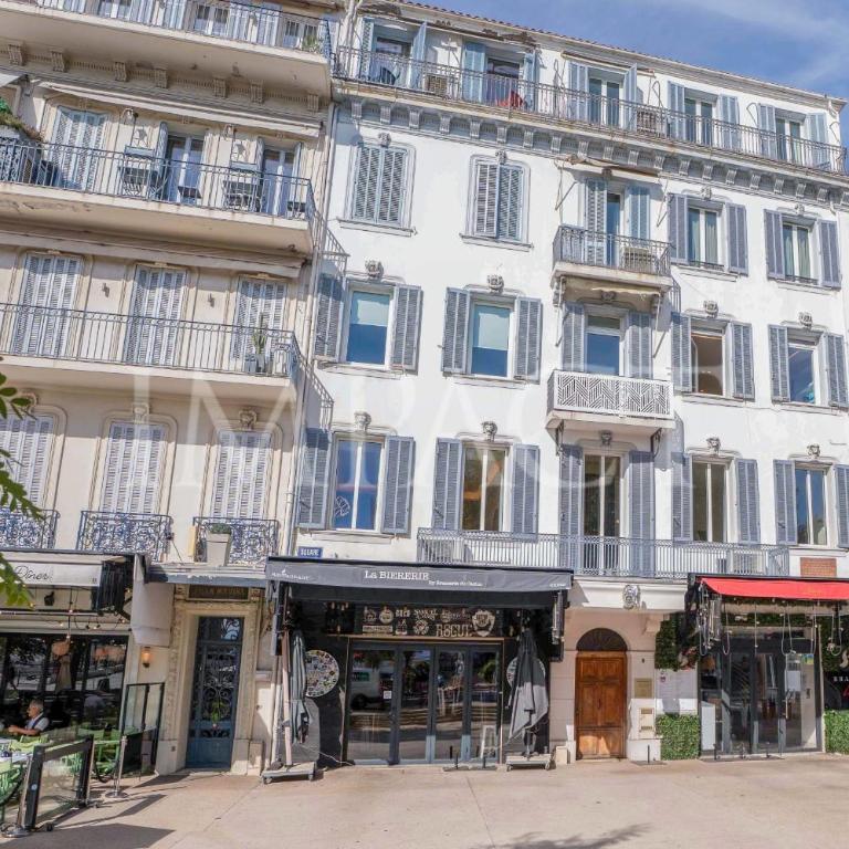 REF 783 - Cannes Croisette - Apartment for rent - Appartement - 32