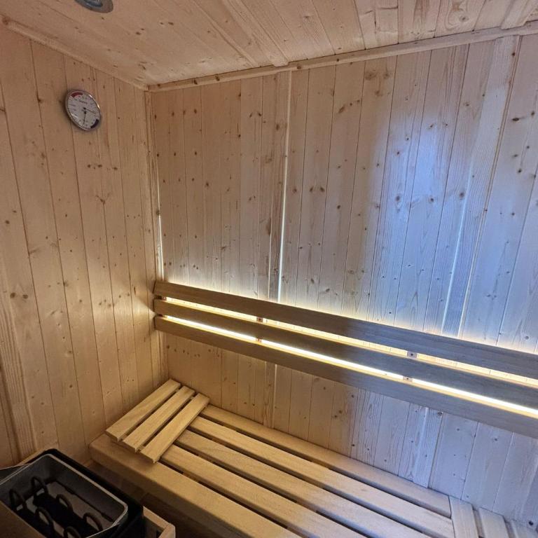 Maison de standing au centre de Reims 7 chambres avec 7 salles de bain, sauna, cour privée - Appartamento Superior con Sauna - 25