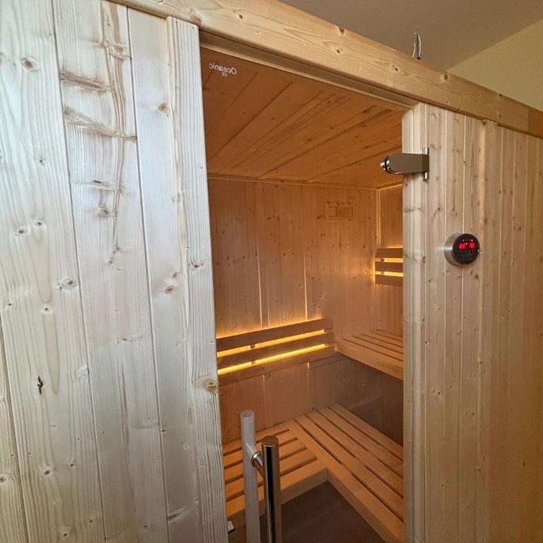 Maison de standing au centre de Reims 7 chambres avec 7 salles de bain, sauna, cour privée - Appartamento Superior con Sauna - 27