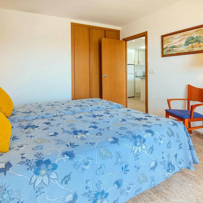 Hotel Servigroup Romana - Habitación Familiar (2 adultos + 1 niño) - 8