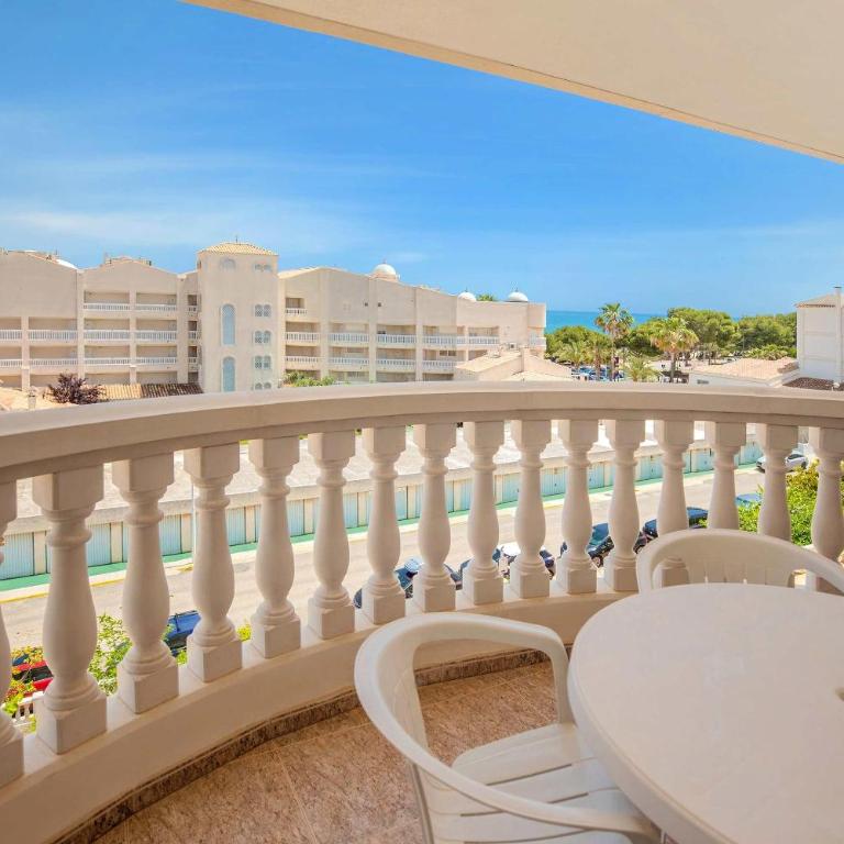 Hotel Servigroup Romana - Habitación Familiar (2 adultos + 1 niño) - 14