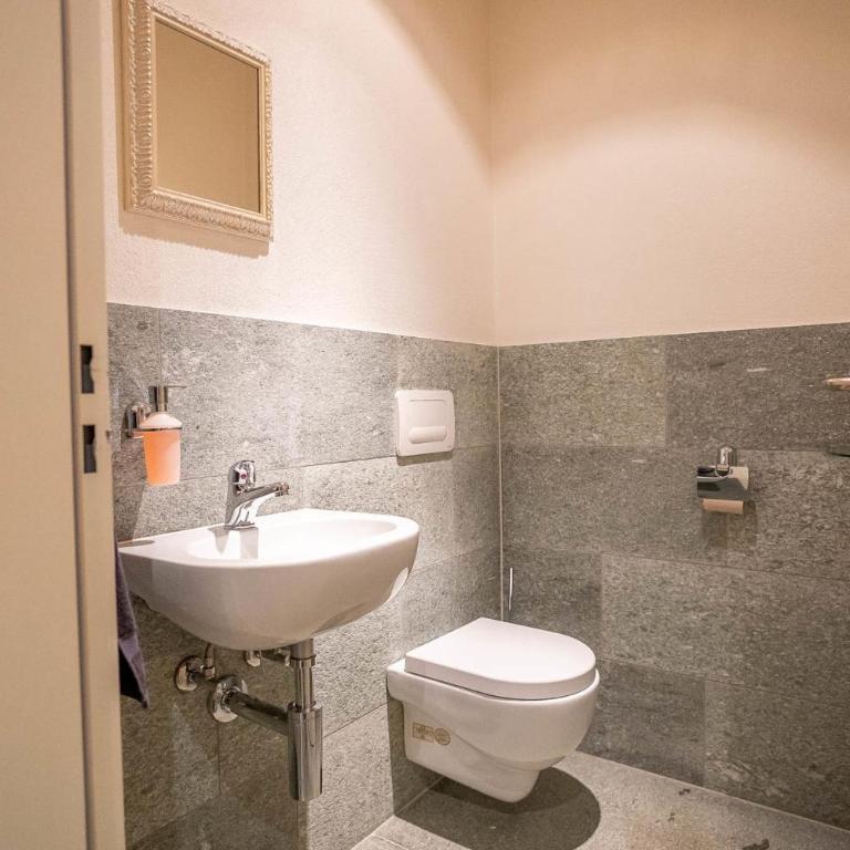 Royal A 40012 - Apartment - 60