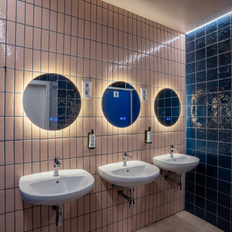 Malacuna Barcelona - Bed in 6 Beds Room with Shared Bathroom - 7