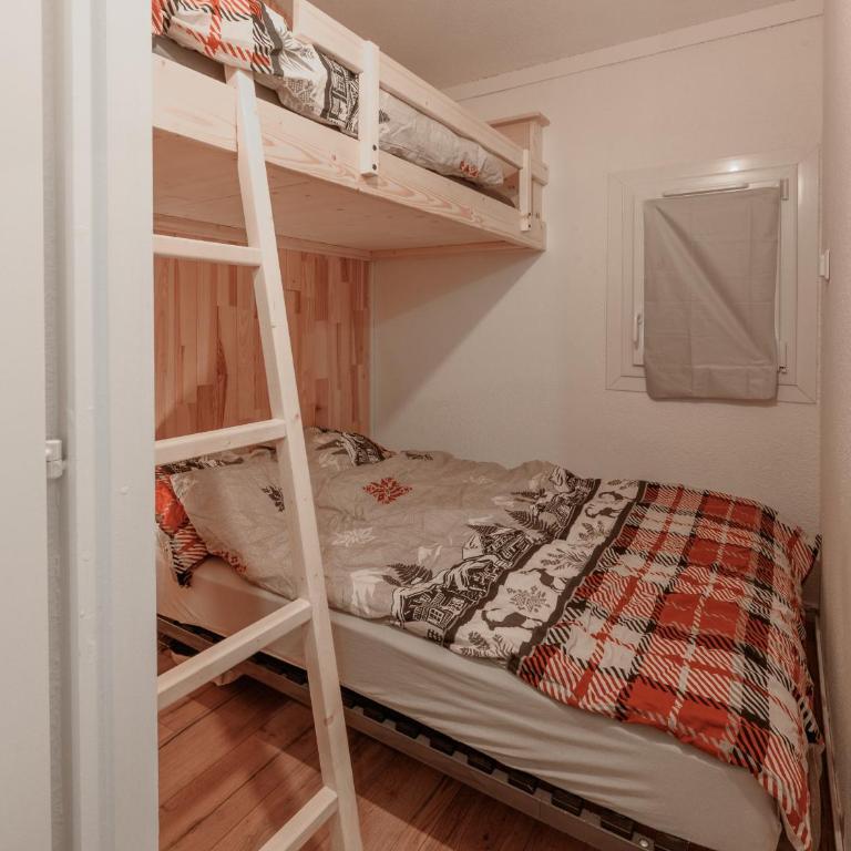 P Les Esserts N57 2P4 - Appartement - 6