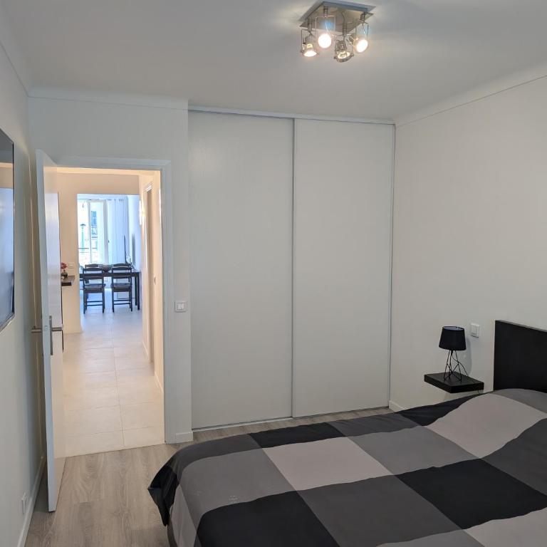 Le Landel - Appartement 3 Pièces entièrement rénové, climatisé avec parking - Two-Bedroom Apartment - 9