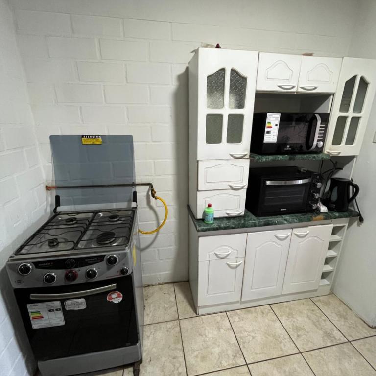 Arriendo Pichilemu - Three-Bedroom Apartment - 9