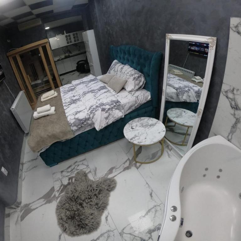 Centar lux - One-Bedroom Apartment - 6