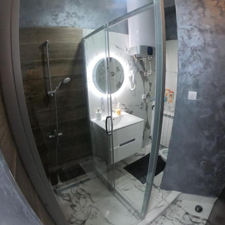 Centar lux - One-Bedroom Apartment - 11