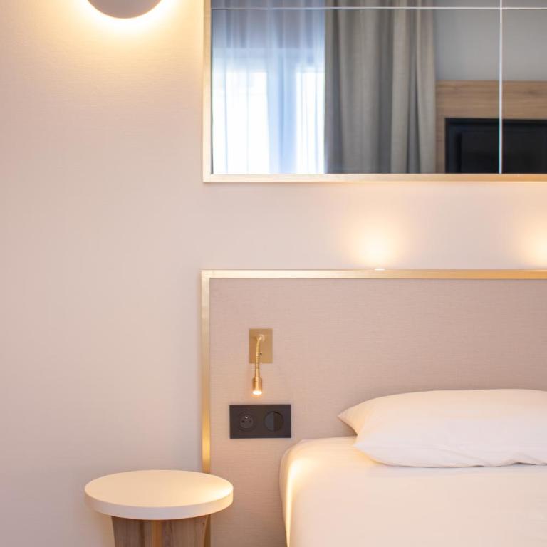 Brit Hotel Cahors Centre - Le Valentre - Chambre Lits Jumeaux Confort - 5