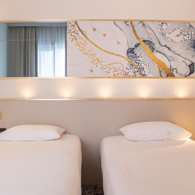 Brit Hotel Cahors Centre - Le Valentre - Chambre Lits Jumeaux Confort - 7