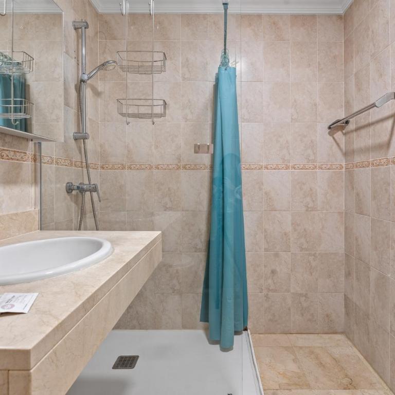 49 Comfortable 2-Bedroom Garden Apartment Close to - Apartamento de 2 dormitorios con vistas al jardín - 12