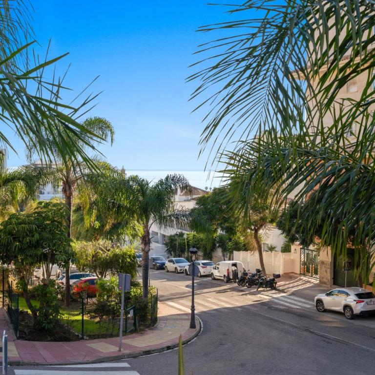 49 Comfortable 2-Bedroom Garden Apartment Close to - Apartamento de 2 dormitorios con vistas al jardín - 20