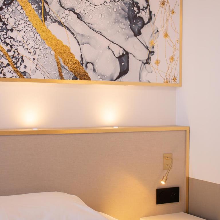 Brit Hotel Cahors Centre - Le Valentre - Chambre Lits Jumeaux Confort - 13