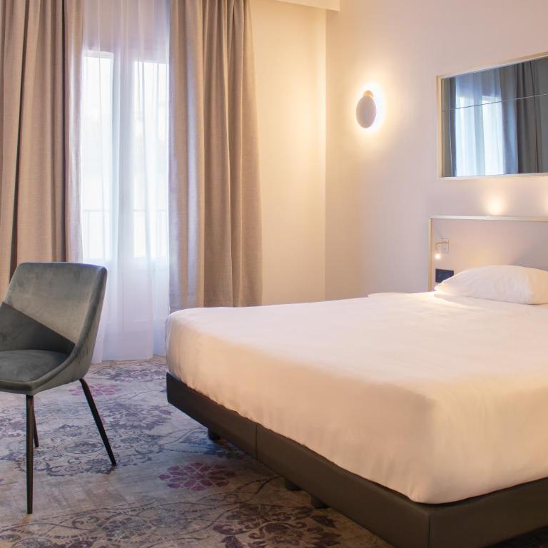 Brit Hotel Cahors Centre - Le Valentre - Chambre Double Confort - 10