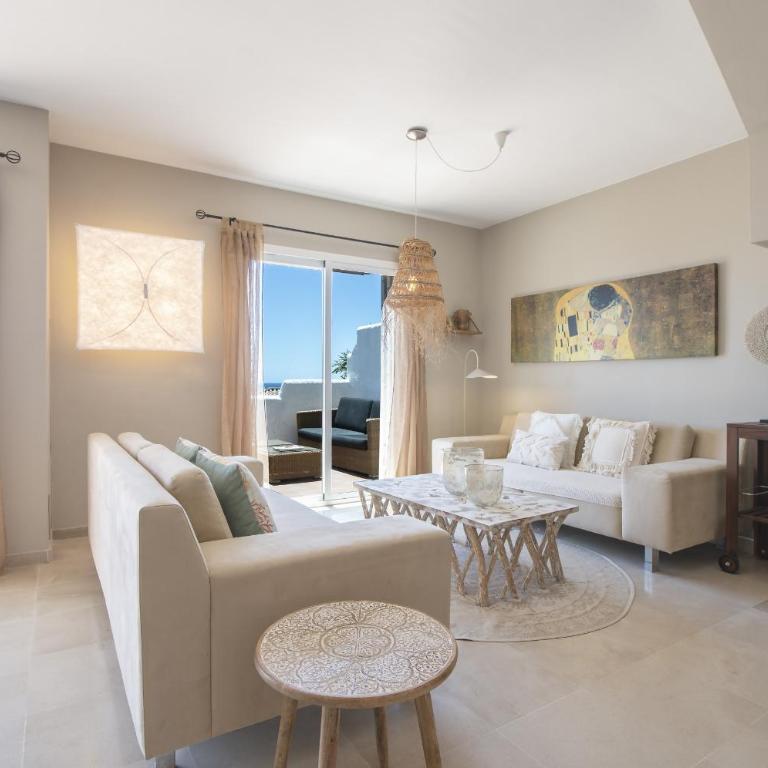 53 Top floor of Terrazas de la Bahia Casares Costa - Apartamento de 3 dormitorios con vistas al mar - 5