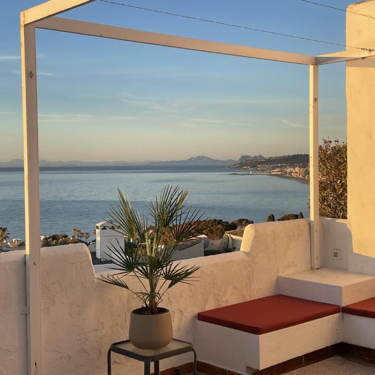 53 Top floor of Terrazas de la Bahia Casares Costa - Apartamento de 3 dormitorios con vistas al mar - 16