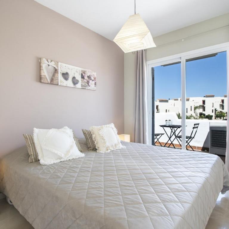 53 Top floor of Terrazas de la Bahia Casares Costa - Apartamento de 3 dormitorios con vistas al mar - 18