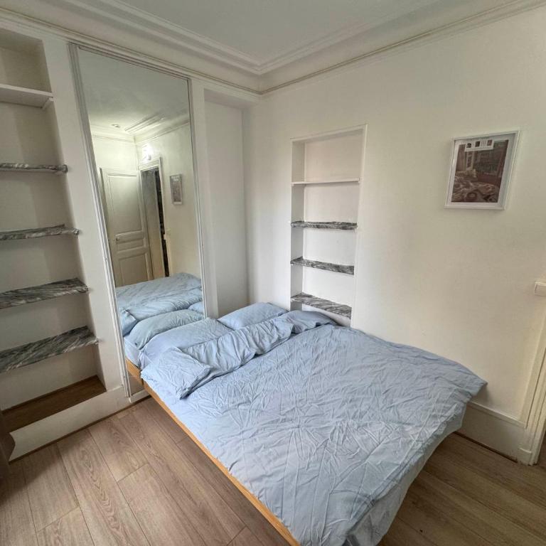 Logement entier appartement Paris, France - Appartement 2 Chambres - 24